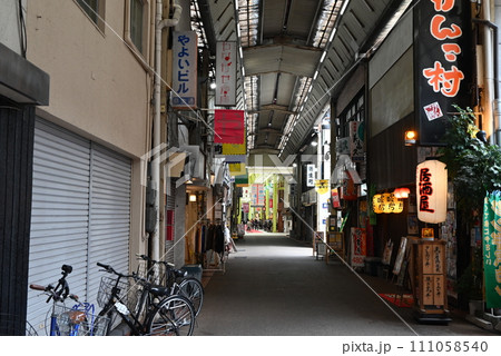 【岐阜県岐阜市】柳ケ瀬商店街の風景 111058540