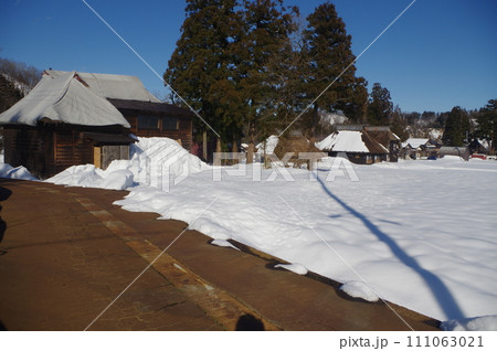 豪雪に耐える古民家 111063021