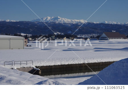 荒野の雪原 111063525