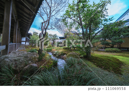 京都の寺の庭園 京都の寺の庭園 111069558