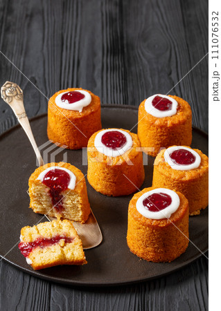 runebergin torttu, runeberg sweet cake with jam runebergin torttu, runeberg sweet cake with jam 111076532