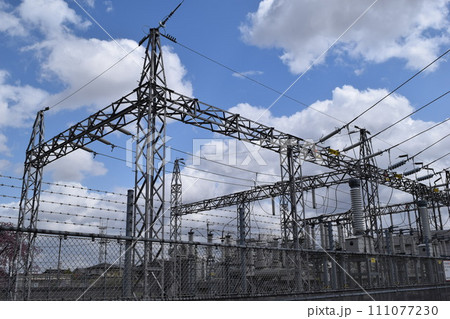 屋外変電設備 111077230