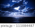 美しい空と海 111084487