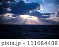 美しい空と海 111084488