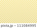 市松模様と梅の花な金色の背景素材 111084995