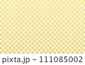 市松模様と紅葉の葉な金色の背景素材 111085002