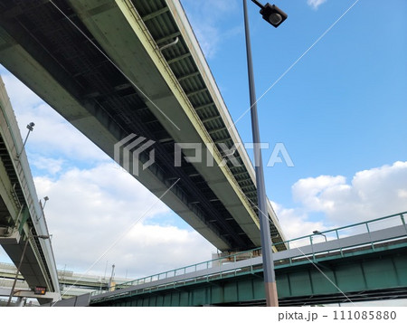 2024/01/27 都市高速の高架下 - 日本 大阪府 大阪市港区 2024/01/27 都市高速の高架下 - 日本 大阪府 大阪市港区 111085880