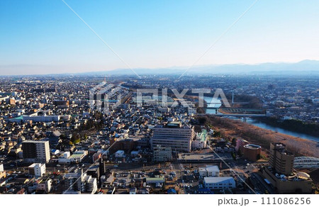 利根川と前橋市街地 利根川と前橋市街地 111086256