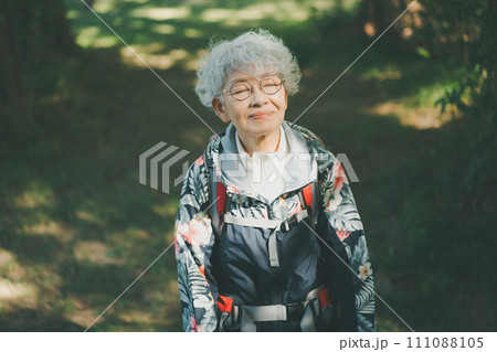 アクティブシニア 111088105