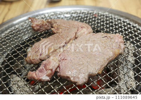 Korean beef raw sirloin bbq 111089645