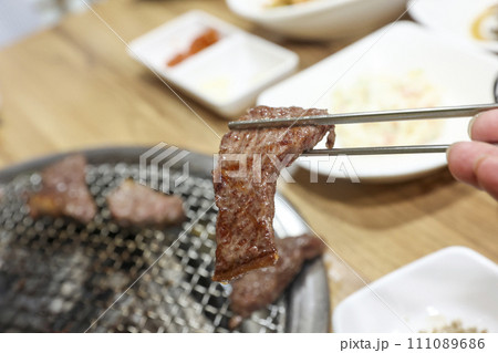 Korean beef raw sirloin bbq Korean beef raw sirloin bbq 111089686