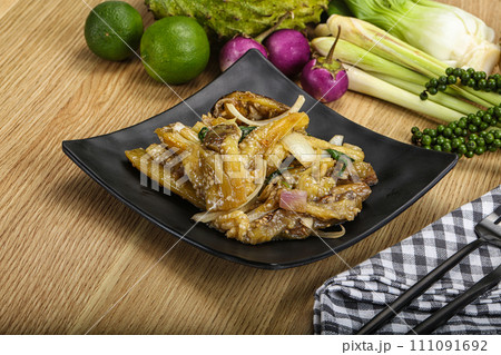 Roasted Thai eggplant with onion 111091692