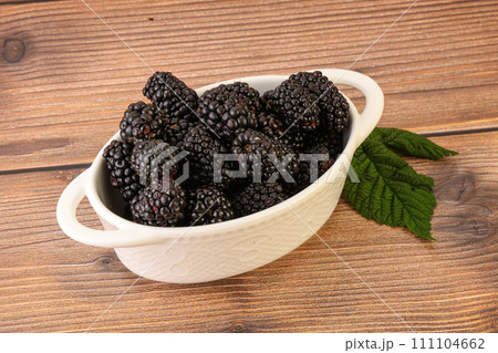 Natural organic blackberry in the bowl 111104662