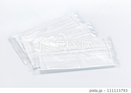 個包装の使い捨て不織布マスク 111113793