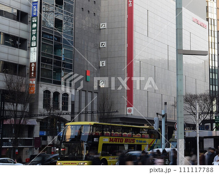銀座四丁目の交差点 111117788