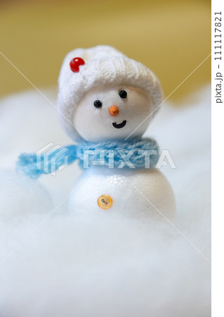 可愛い雪だるま 可愛い雪だるま 111117821