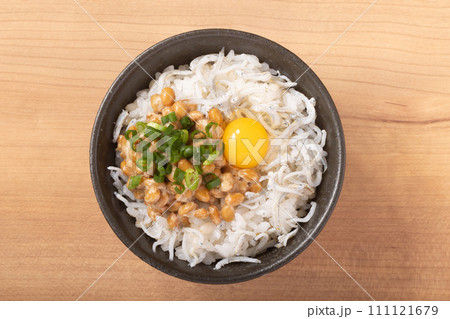 しらす納豆ごはん 111121679