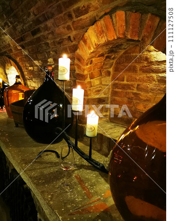 nice wine cellar 111127508