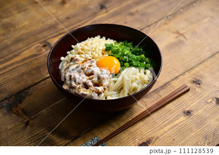 納豆醤油うどん 111128539