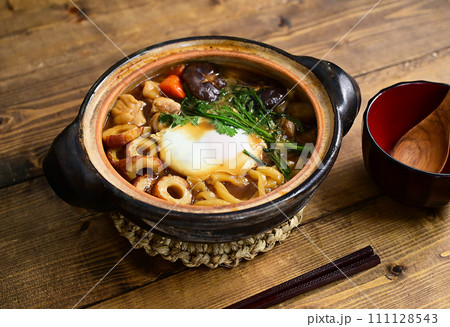 味噌煮込みうどん 味噌煮込みうどん 111128543
