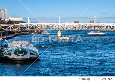 日本の東京都市景観 浅草水上バス乗船場のホタルナやアーバンランチ、あじさい…27日 日本の東京都市景観 浅草水上バス乗船場のホタルナやアーバンランチ、あじさい…27日 111129192