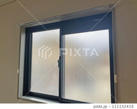 網入りガラス 網入りガラス 111132418