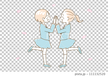 女學生們互相欣賞櫻花花瓣 111132520