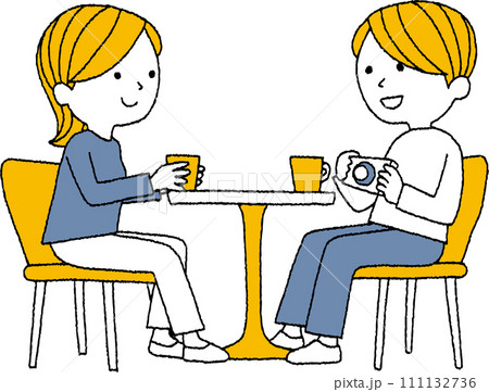 カフェで会話するカップル 111132736