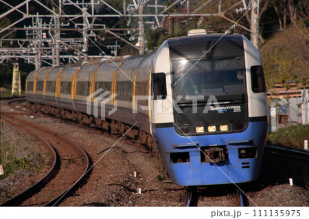 外房線を走る房総特急255系特急「わかしお」_2009/11/20撮影 111135975