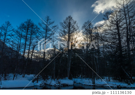 冬の上高地 冬の上高地 111136130