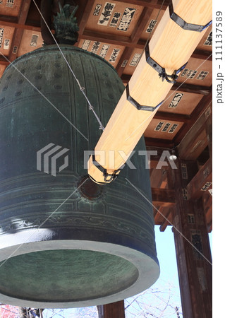 梵鐘　お寺の釣鐘　除夜の鐘 111137589