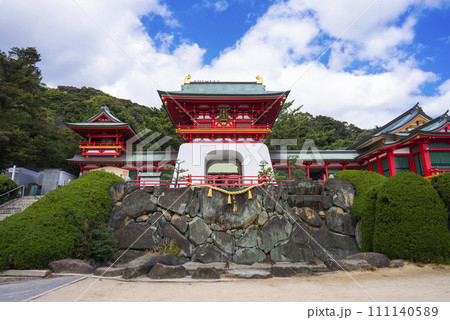 山口県下関市の赤間神宮 山口県下関市の赤間神宮 111140589