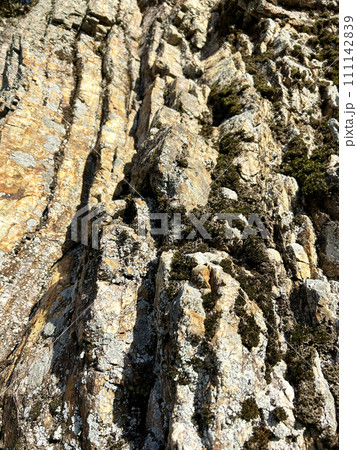 岩壁のアップ 111142839