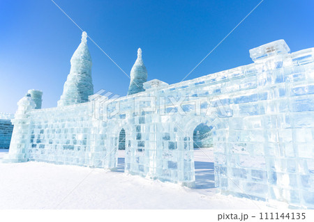 Harbin International Ice and Snow Sculpture Festival is an annual winter festival that takes place in Harbin, China. It is the world largest ice and snow festival. 111144135