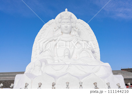 Harbin International Ice and Snow Sculpture Festival is an annual winter festival that takes place in Harbin, China. It is the world largest ice and snow festival. 111144210