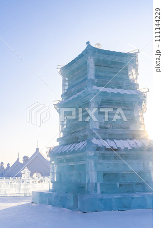 Harbin International Ice and Snow Sculpture Festival is an annual winter festival that takes place in Harbin, China. It is the world largest ice and snow festival. 111144229