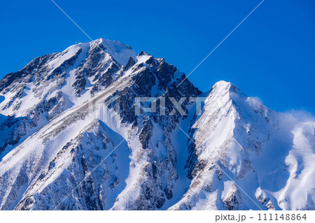 【雪山素材】冬の小遠見山から見た風景【長野県】 【雪山素材】冬の小遠見山から見た風景【長野県】 111148864