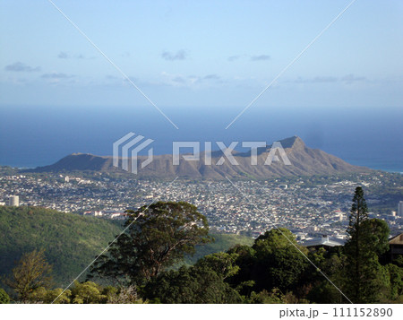 Diamondhead and the city of Honolulu on Oahu on a nice day viewed from high in the mountains Diamondhead and the city of Honolulu on Oahu on a nice day viewed from high in the mountains 111152890