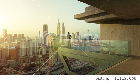 Young business man standing in the corridor outside office 111153009