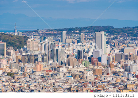 (静岡県)円山花木園から眺める静岡市中心街ビル群 (静岡県)円山花木園から眺める静岡市中心街ビル群 111153213