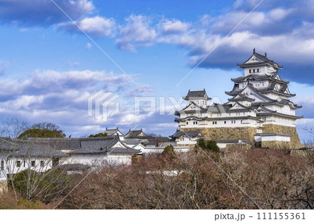 国宝姫路城　大天守と石垣　兵庫県姫路市 111155361
