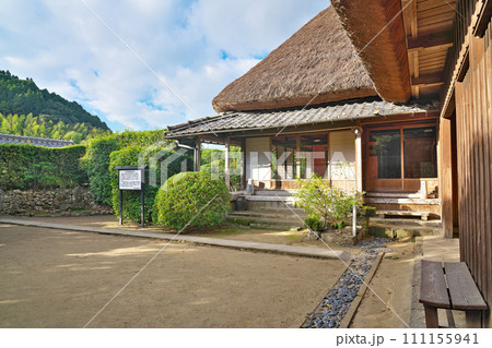 【知覧武家屋敷通り】 鹿児島県南九州市知覧町郡 111155941