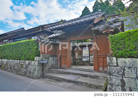 【知覧武家屋敷通り】 鹿児島県南九州市知覧町郡 111155942