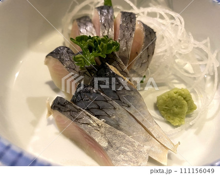 【ご当地グルメ/北海道・富良野名物】鰊(ニシン)の酢締め・お刺身 【ご当地グルメ/北海道・富良野名物】鰊(ニシン)の酢締め・お刺身 111156049