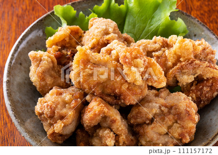 鶏の唐揚げ 111157172