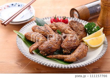 手羽先の唐揚げ 111157766