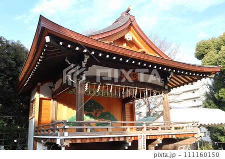 品川神社の神楽殿 111160150