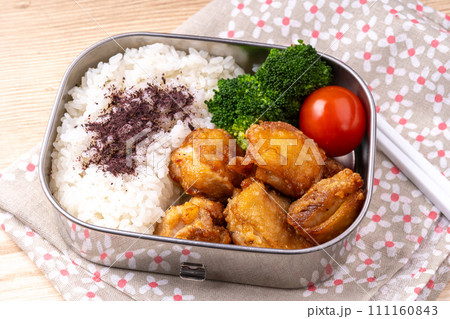 鶏唐揚げ弁当 鶏唐揚げ弁当 111160843