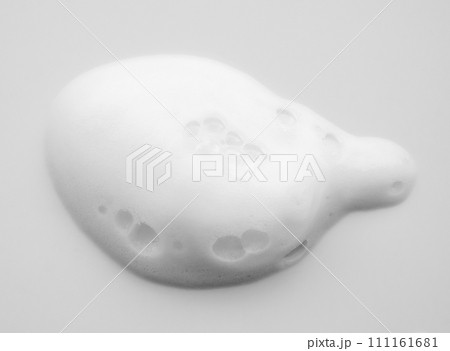 Abstract white soap foam bubbles texture on white background 111161681