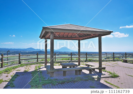 【高塚丘 (茶ばっけん丘)】 鹿児島県南九州市知覧町西元 【高塚丘 (茶ばっけん丘)】 鹿児島県南九州市知覧町西元 111162739